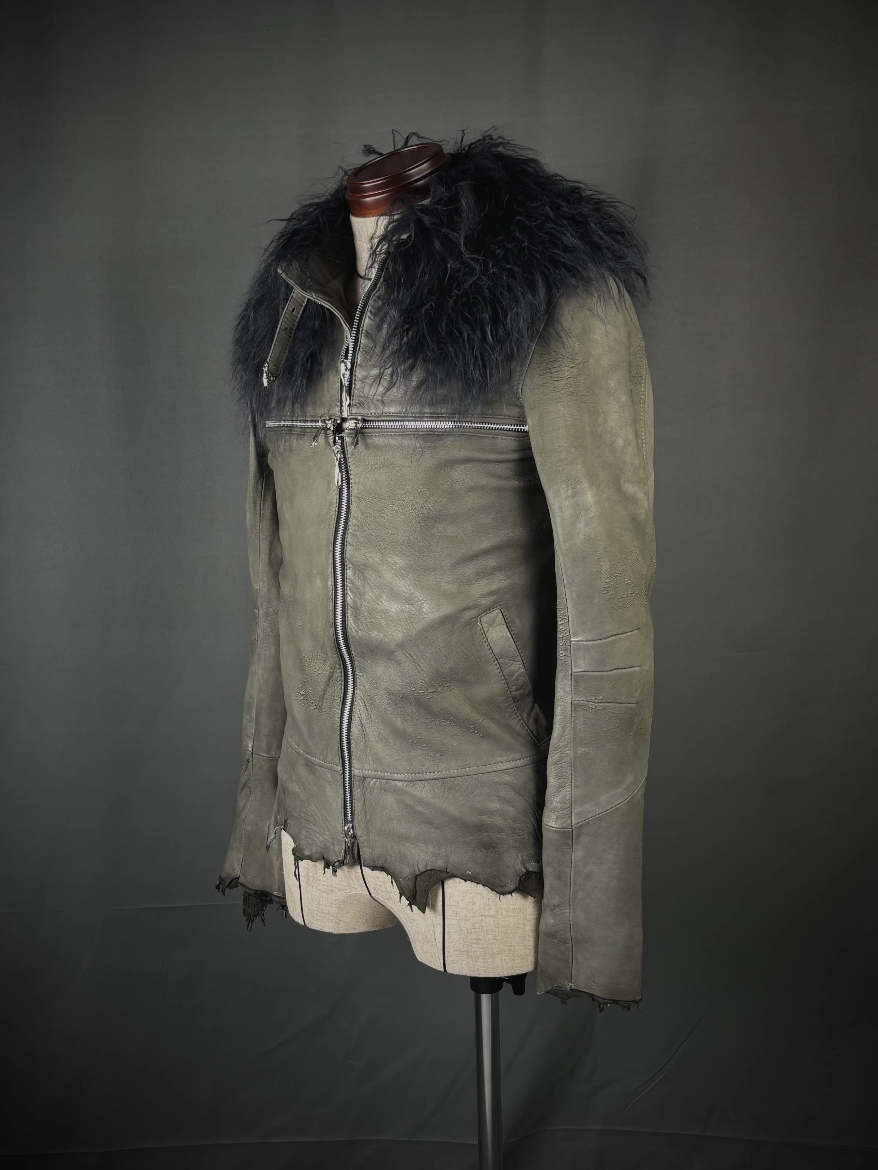 Cross Zip with Detachable Fur - Image 15