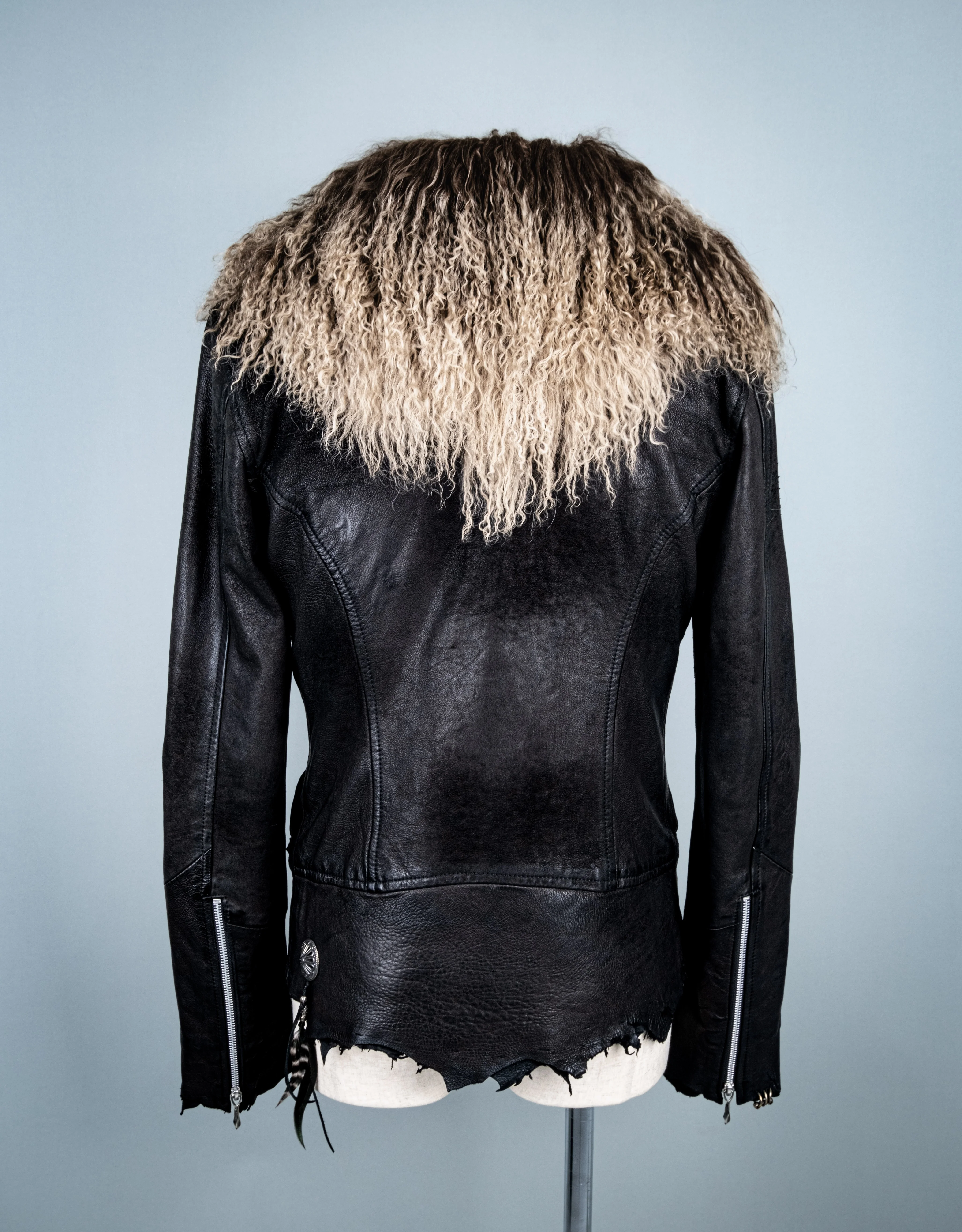 Cross Zip with Detachable Fur - Image 18