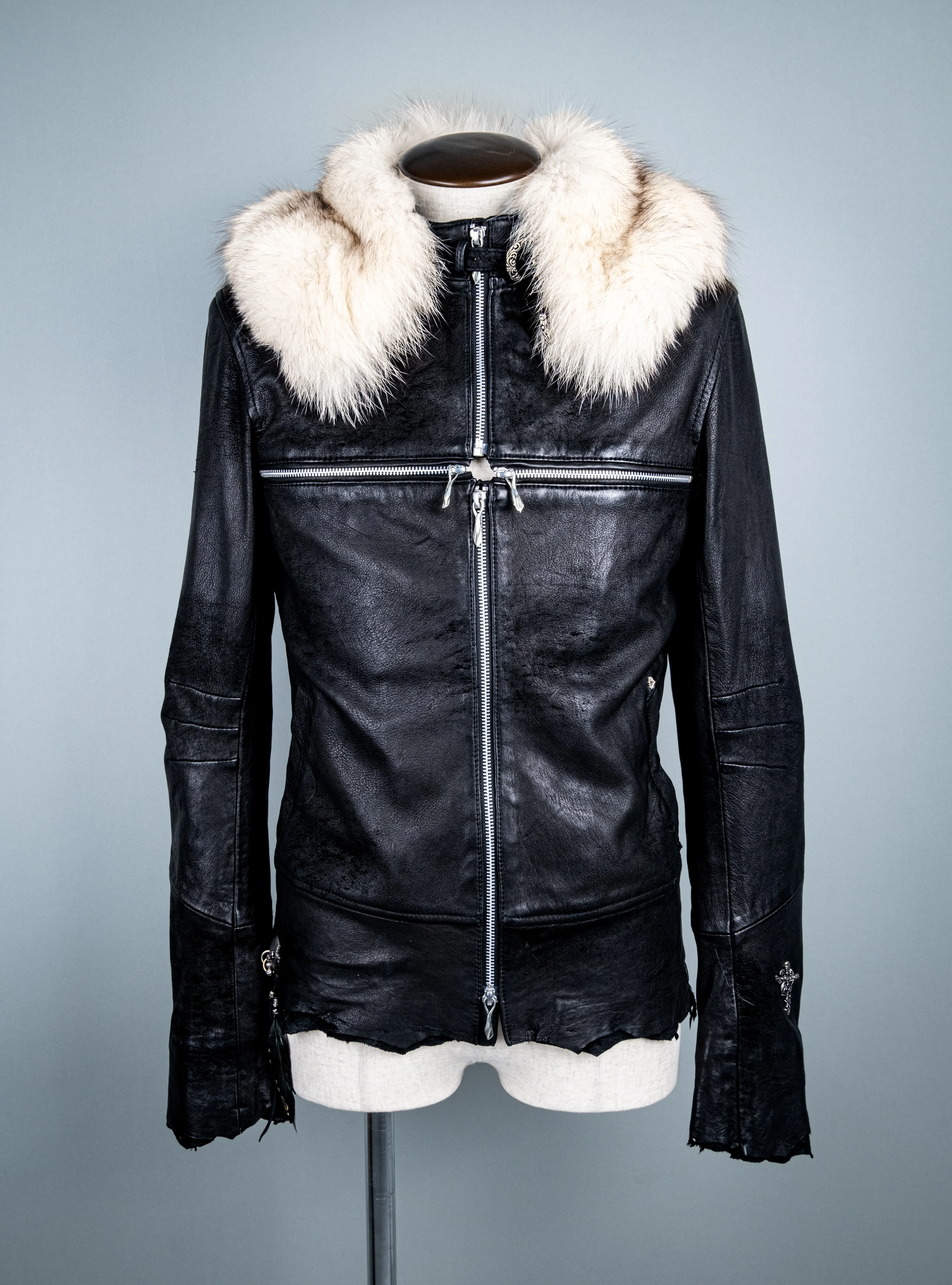 Cross Zip with Detachable Fur - Image 23