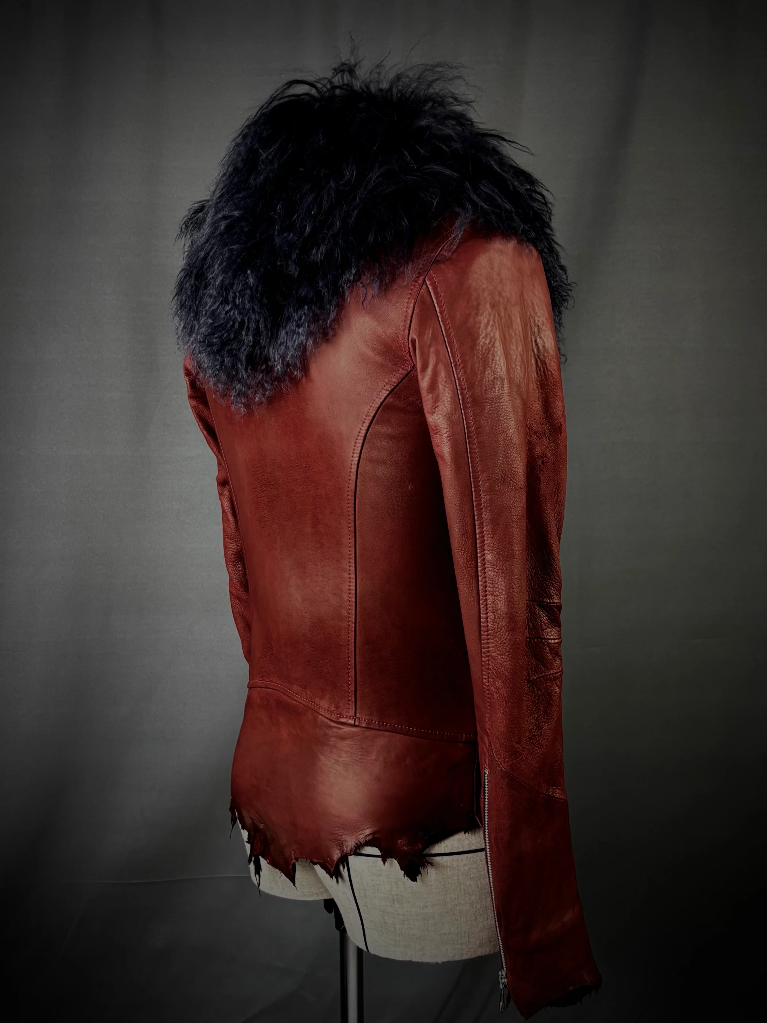 Cross Zip with Detachable Fur - Image 9