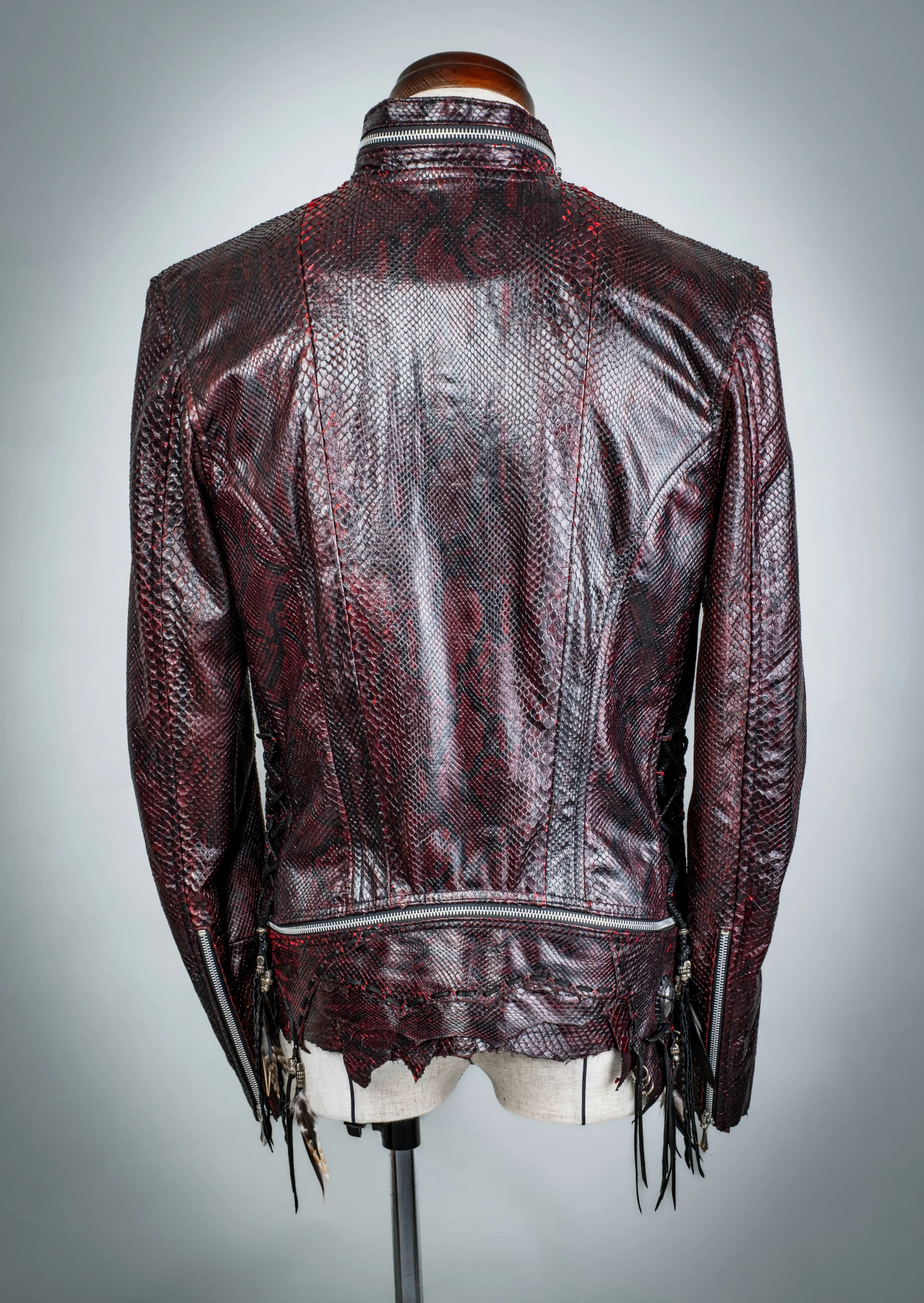 Cross Zip Garnet Scale - Image 6