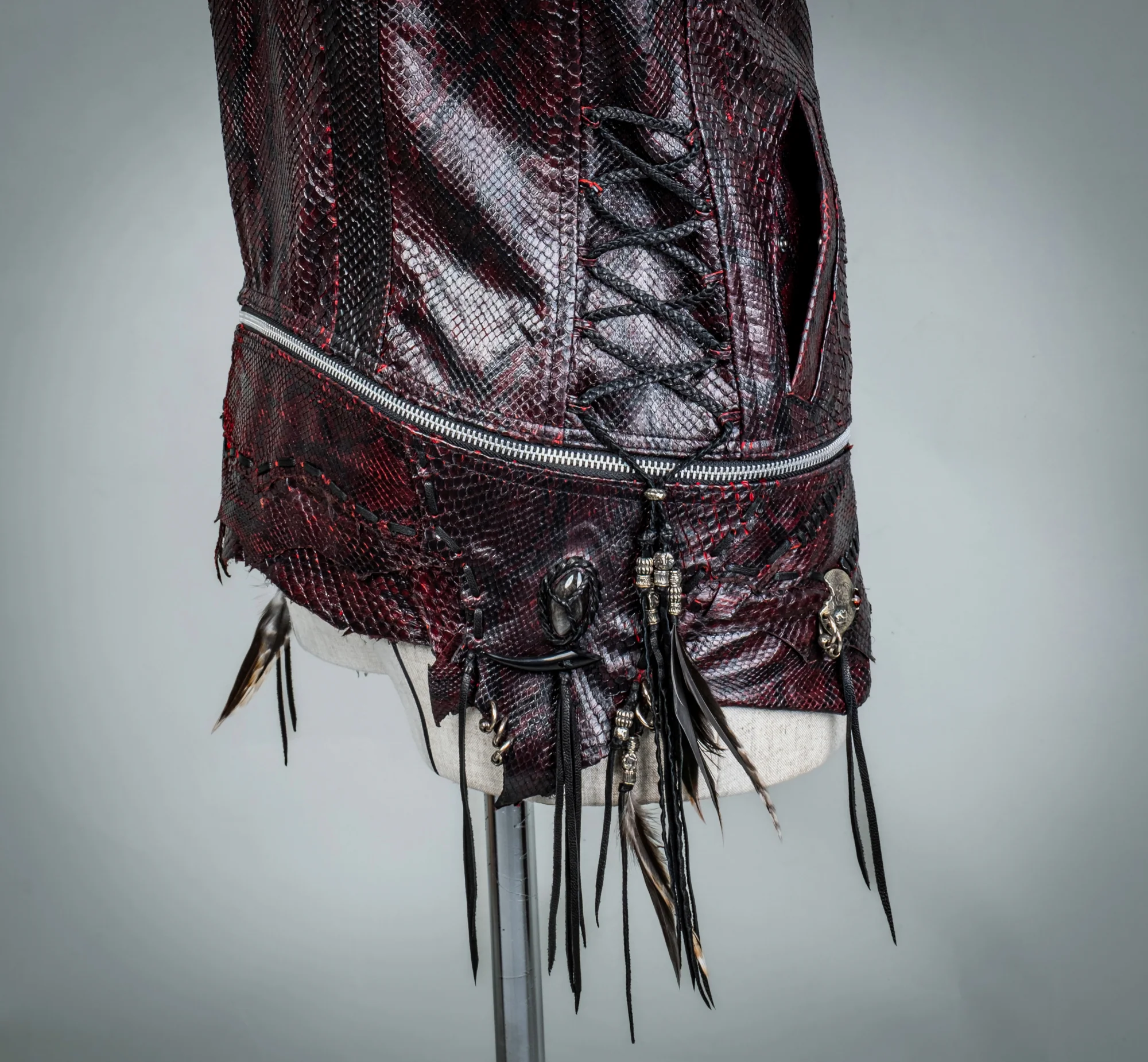Cross Zip Garnet Scale - Image 7