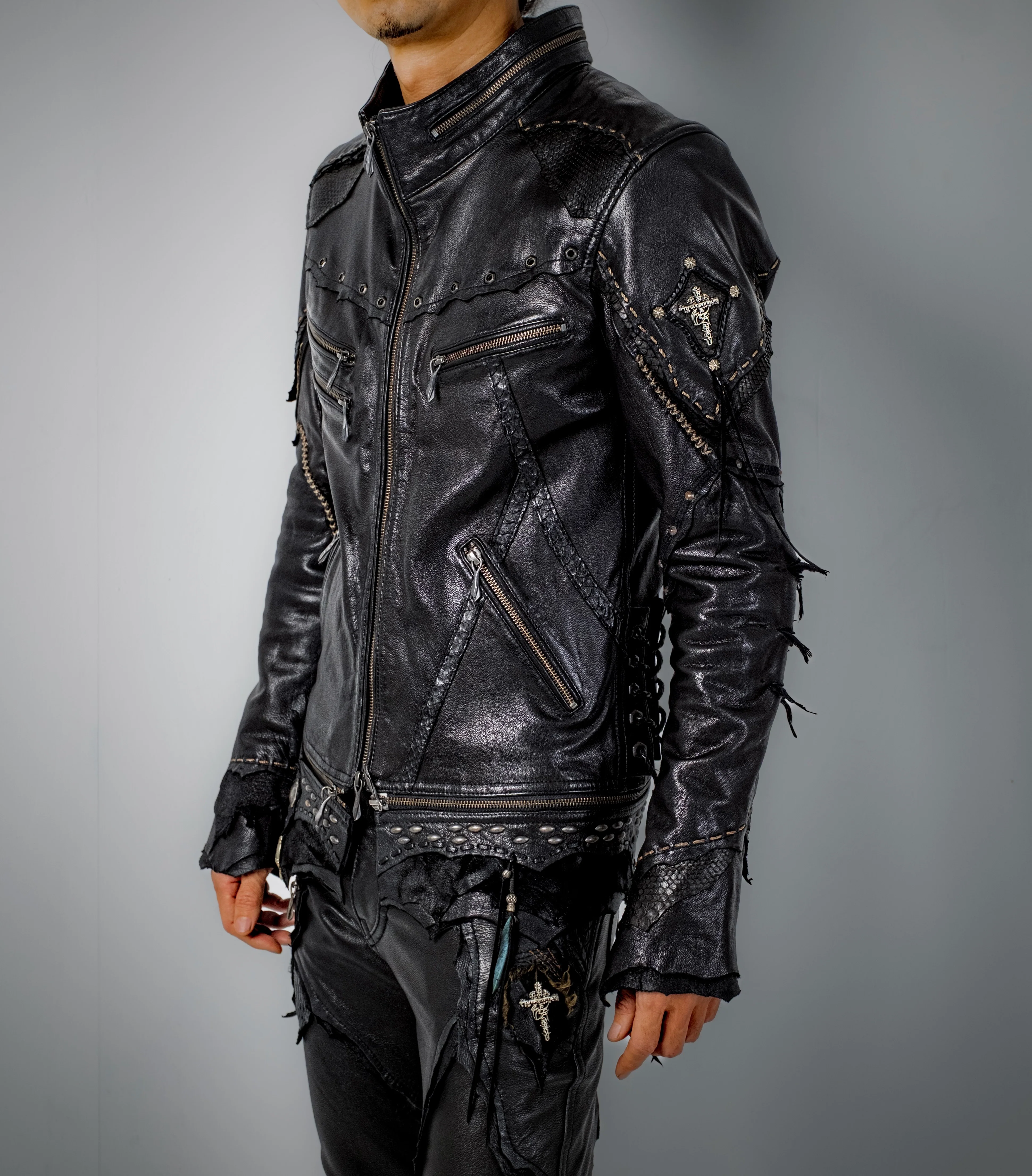 Desert DLX Black - Image 4