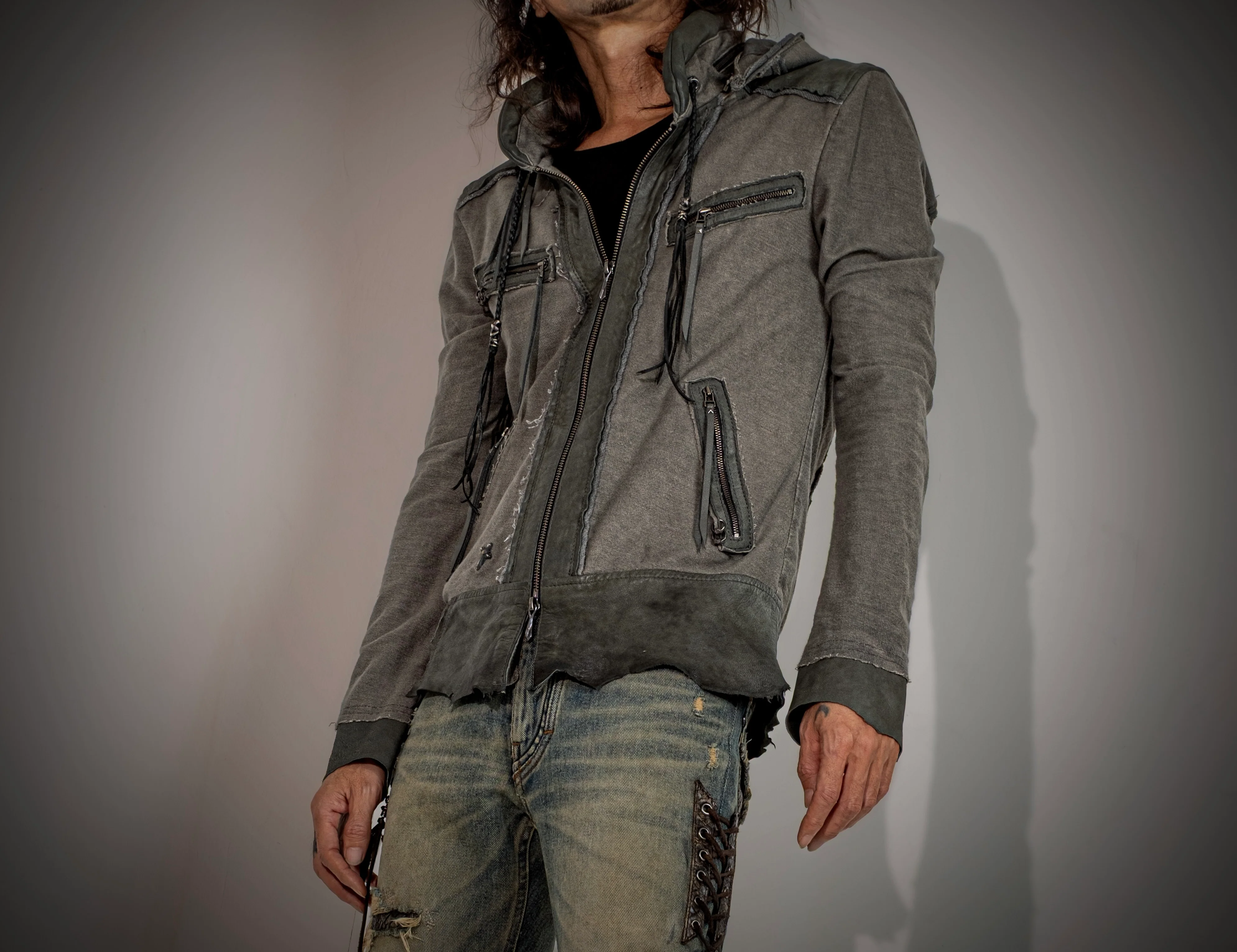 L. Breaker Hoodie Grey - Image 3