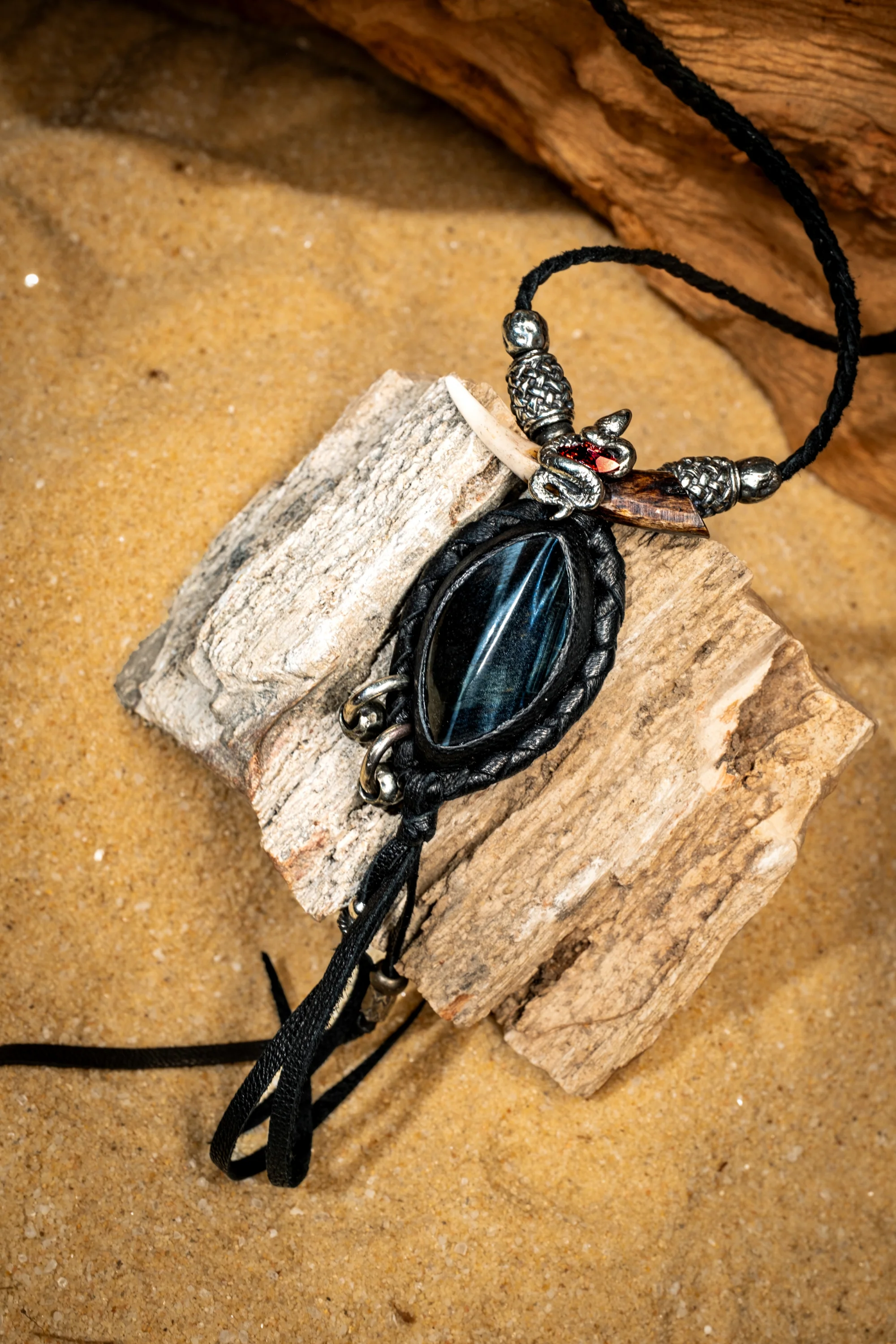 Real de Catorce: Black Tiger Eye - Image 4